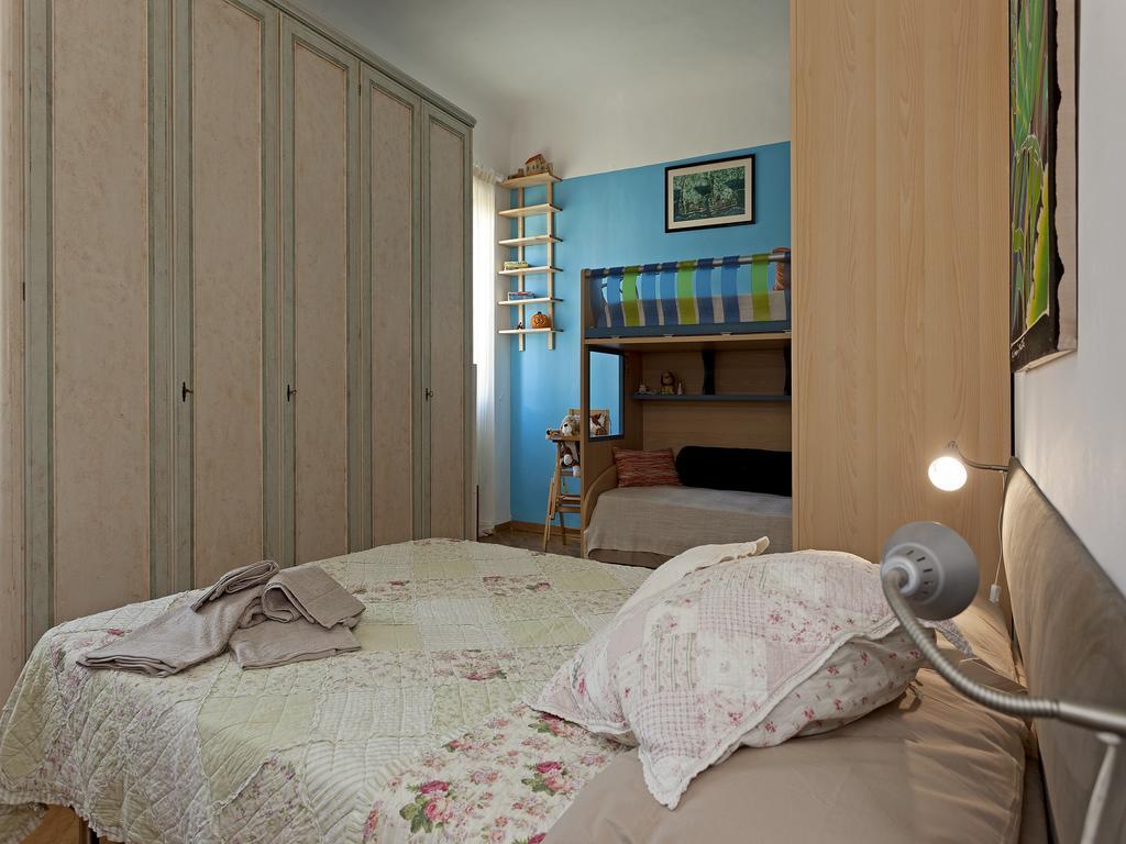 Oltrarno Home Silvia Florenz Zimmer foto