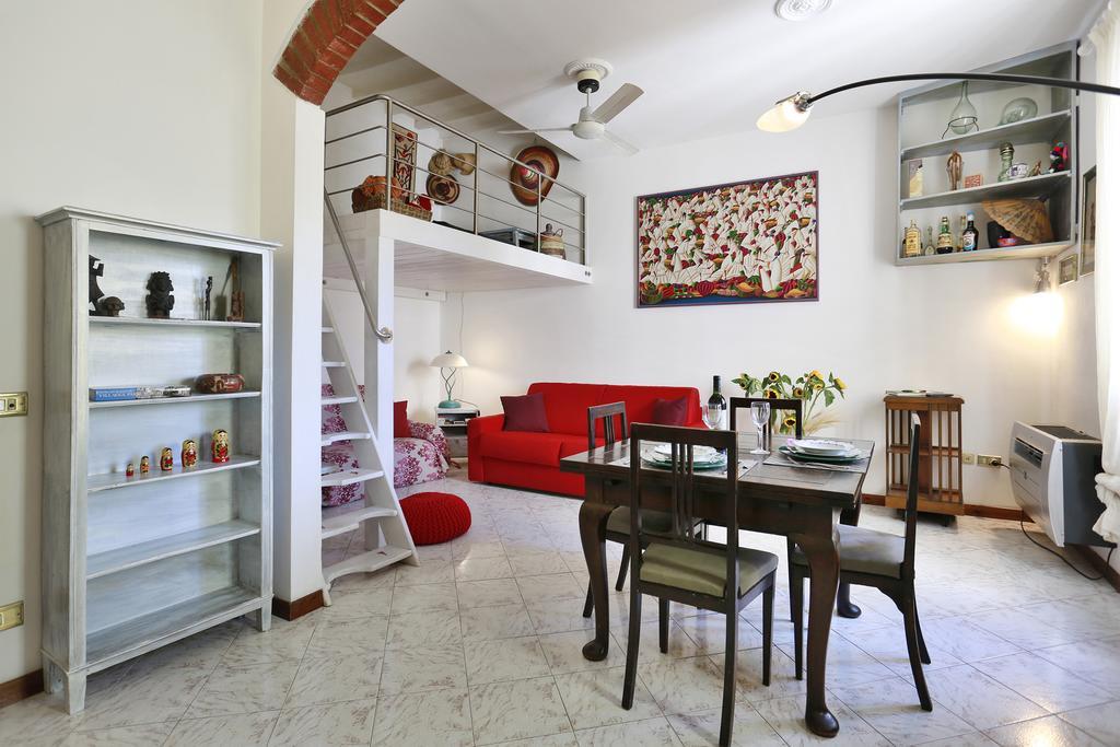 Oltrarno Home Silvia Florenz Exterior foto